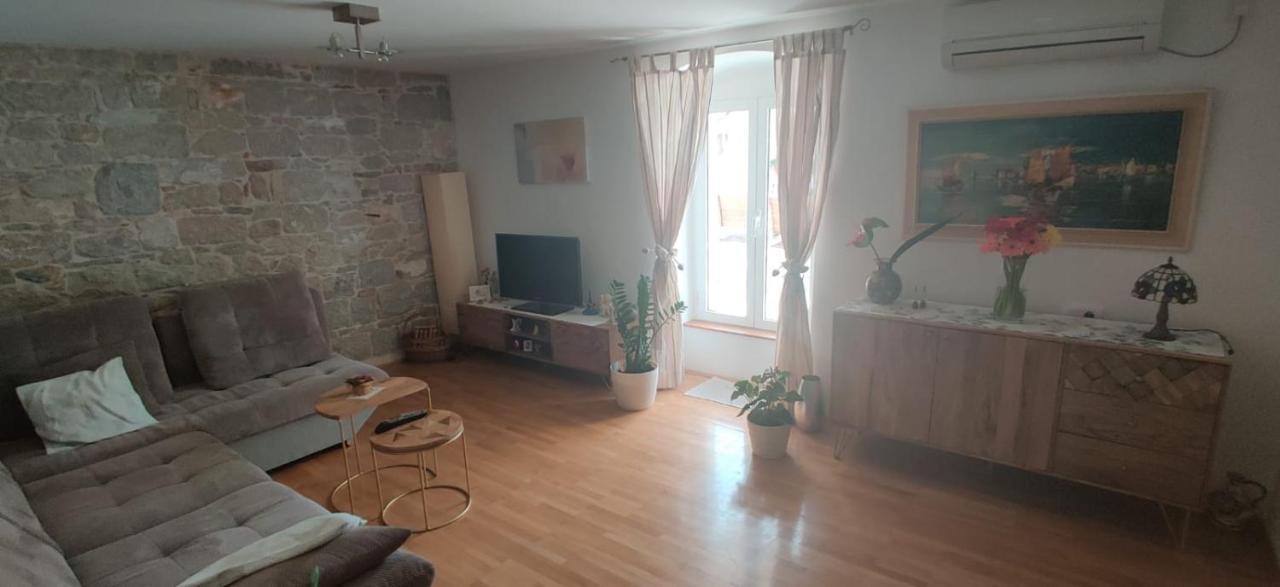 Apartment Elena Rooms سبليت المظهر الخارجي الصورة